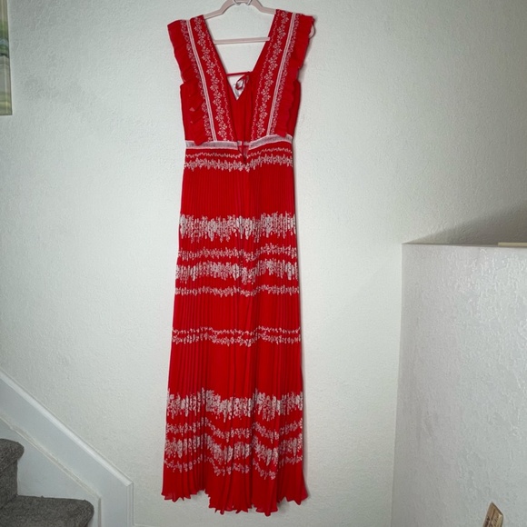 Self- Portrait Flower Spell Maxi Ruffle Pleated Dress Size US6 Red V Neck - Picture 2 of 15